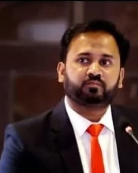 Faisal Ansari, English and IELTS teacher